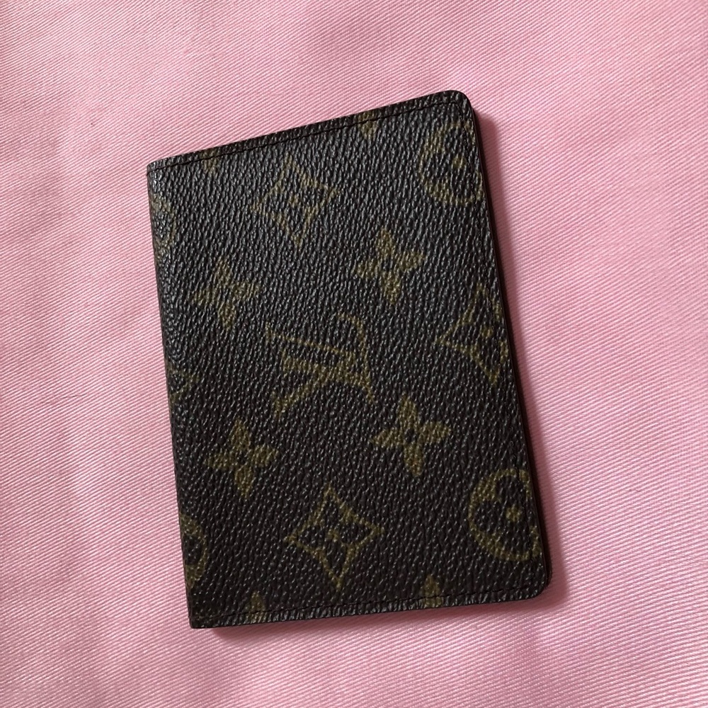 Louis Vuitton Mono Wallet Card Pass Case